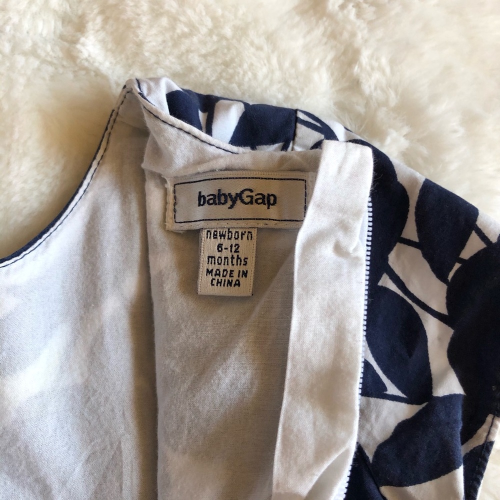 2pcs Baby Gap navy white dress size 6-12 months - Picture 3 of 5